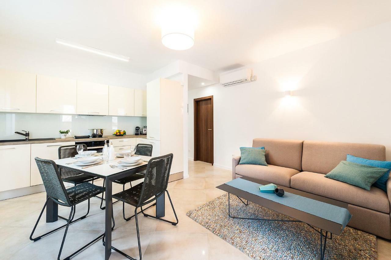 Apartment Auretta Новиград Екстериор снимка