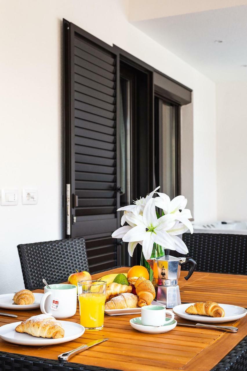 Apartment Auretta Новиград Екстериор снимка